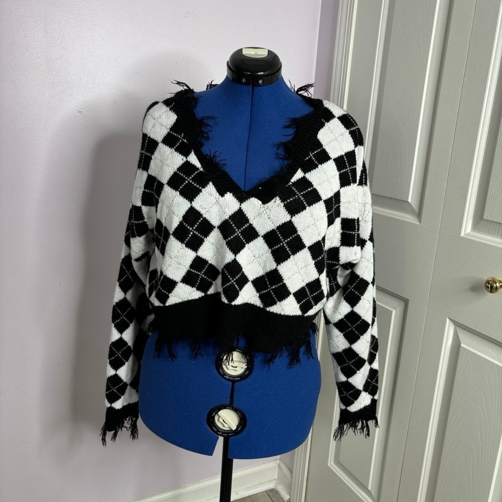 preppy Y2K sweater with fringe